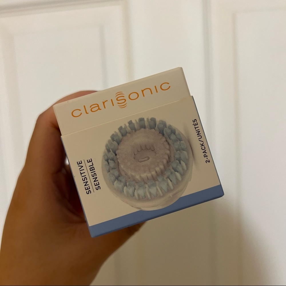 Clarisonic sensitive face brush
